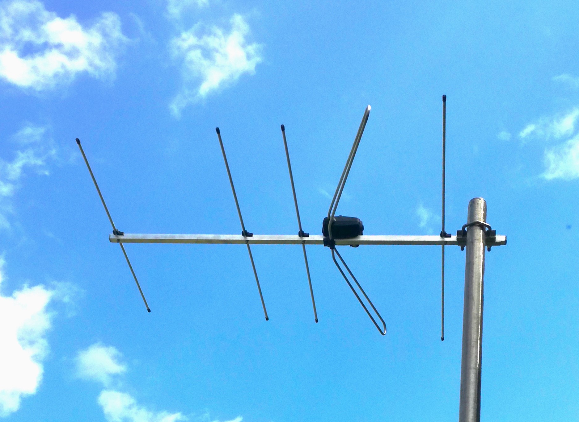 XmuX 5Y VD DAB+
